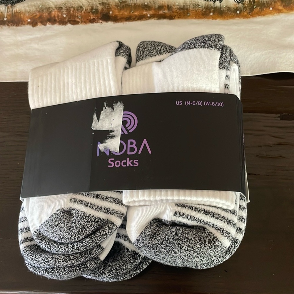 🌟HOST PICK🌟6 pair of Noba Socks size men 6-8 sold out on eBay - Picture 2 of 3